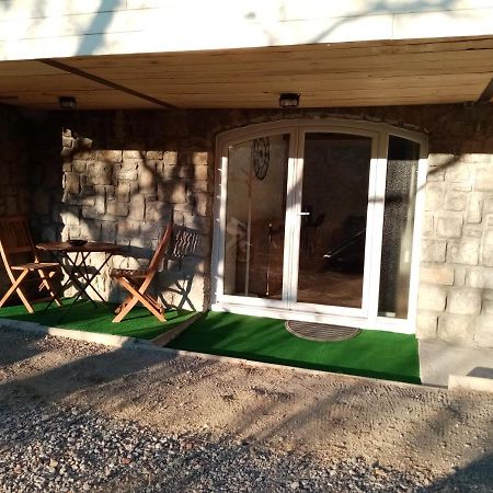 Puget-Rostang Studio De Charme Neuf A La Montagne מראה חיצוני תמונה